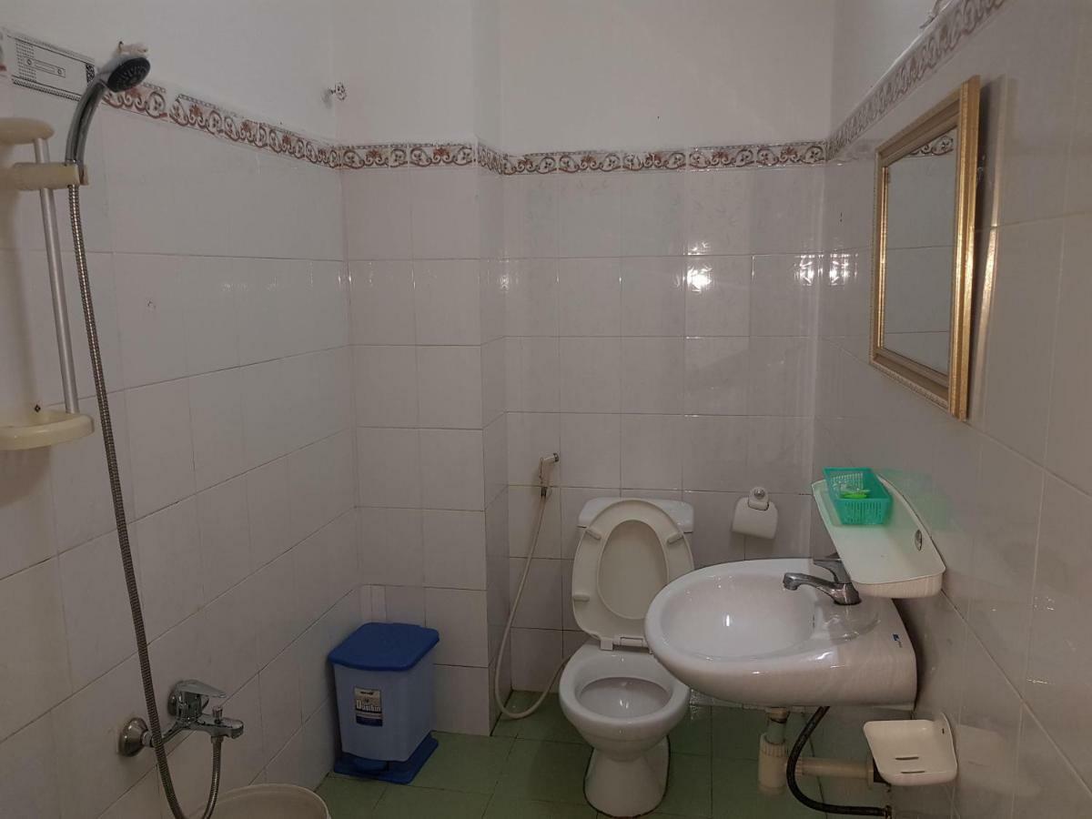 ホテル Nha Nghi Viet Nga ハティエン エクステリア 写真