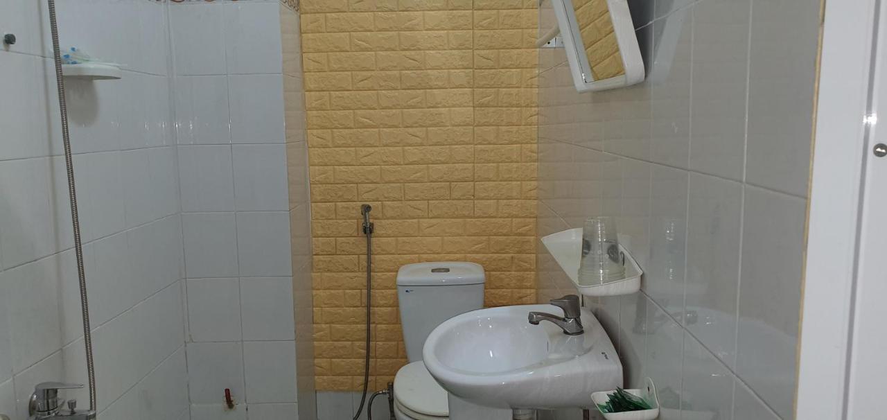 ホテル Nha Nghi Viet Nga ハティエン エクステリア 写真